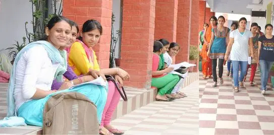 tika-ram-pg-girls-college_001.jpg