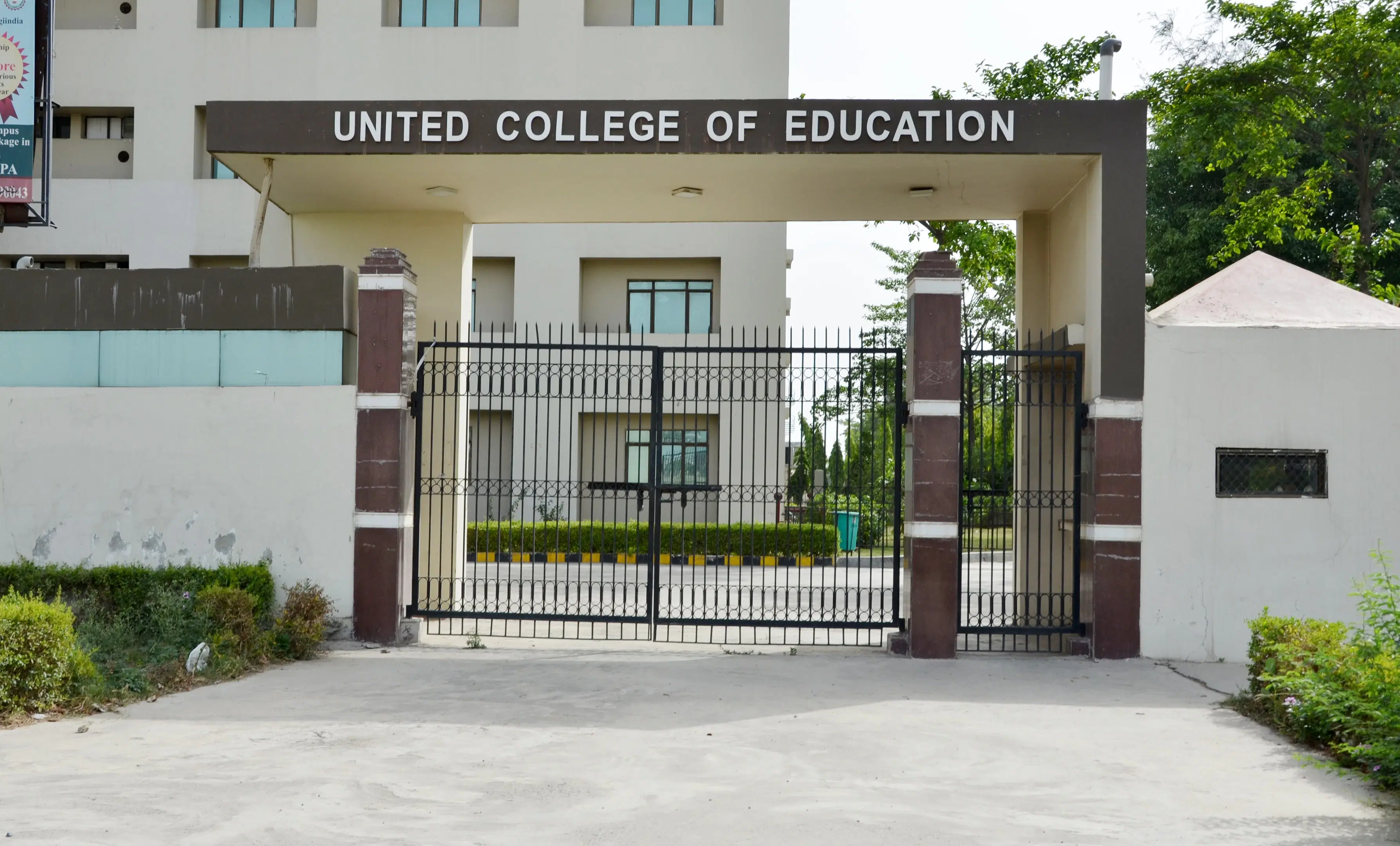 united-college-of-education-delhi-ncr_001.jpg