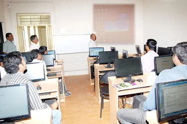 maharashtra-college-of-engineering-mce_001.jpg