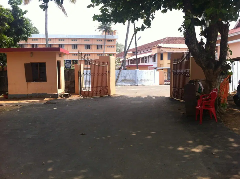 nss-hindu-college_001.jpg