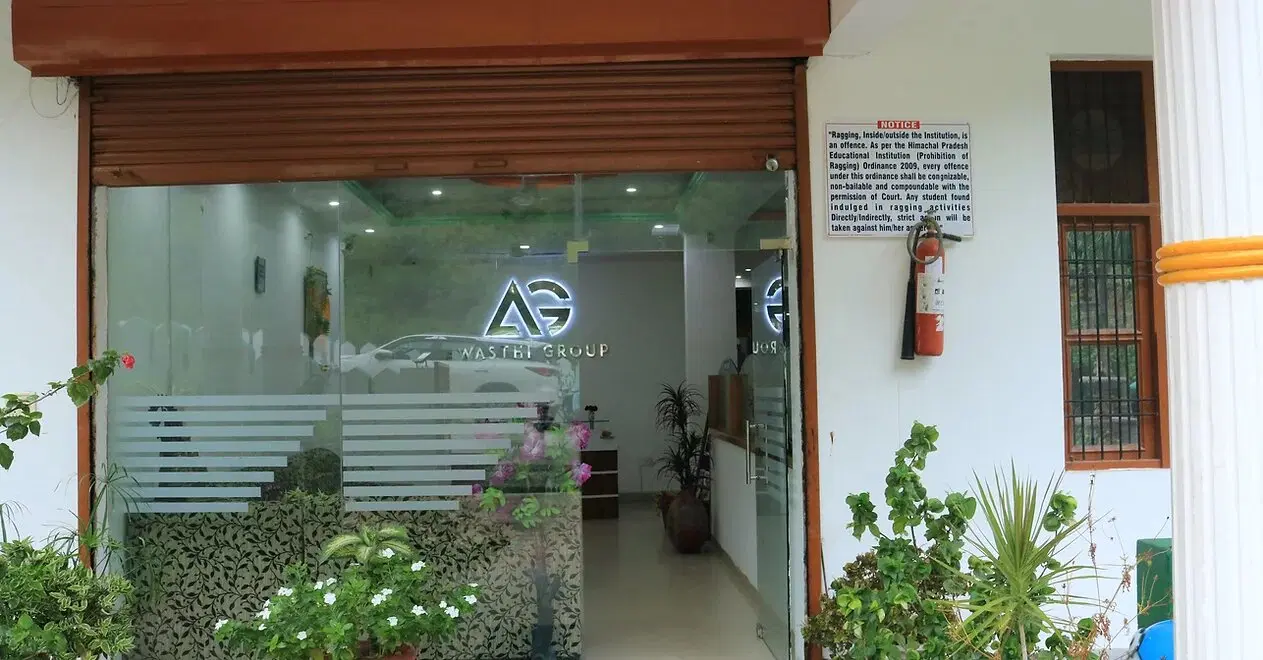 awasthi-ayurvedic-medical-college-hospital_001.jpg