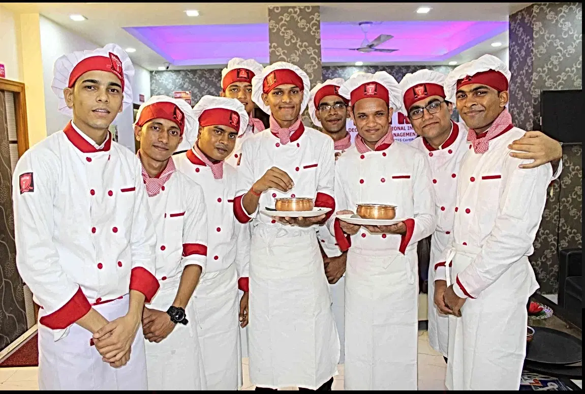 decent-international-institute-of-hotel-management_001.jpeg