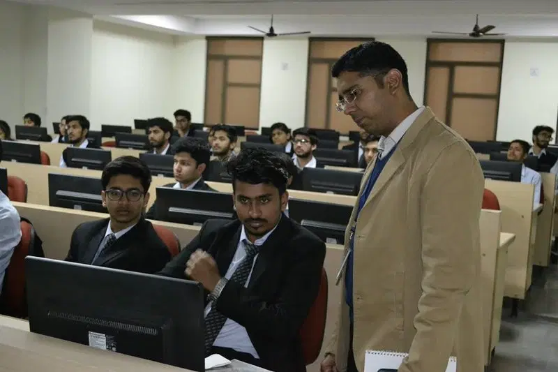 ims-ghaziabad-university-courses-campus_001.jpg