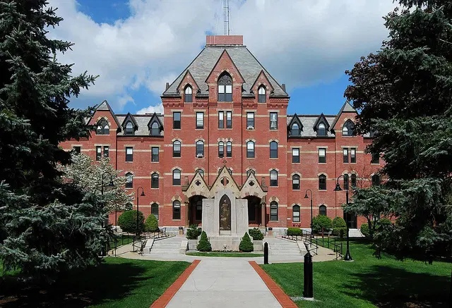 Dean College