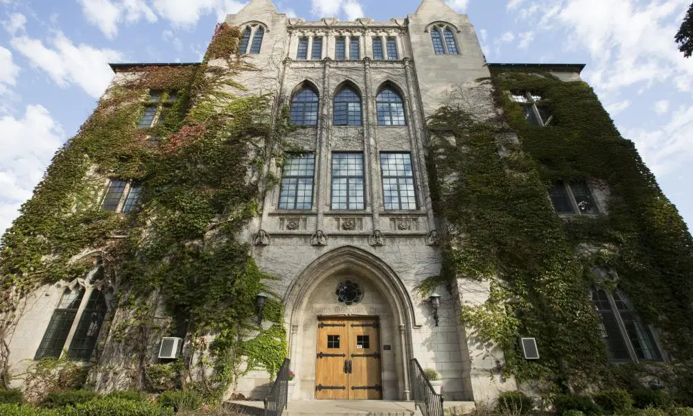 Illinois Dominican University