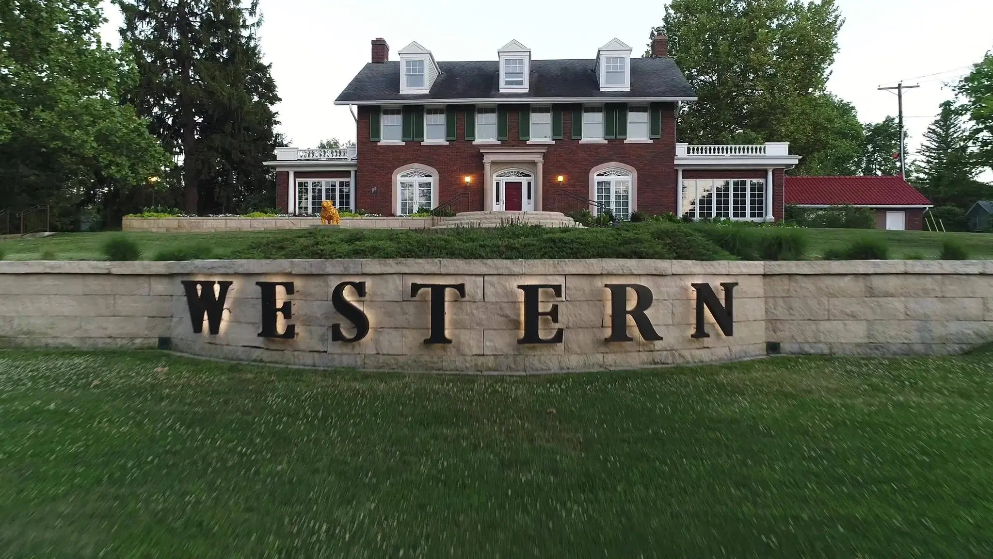 Western Illinois University