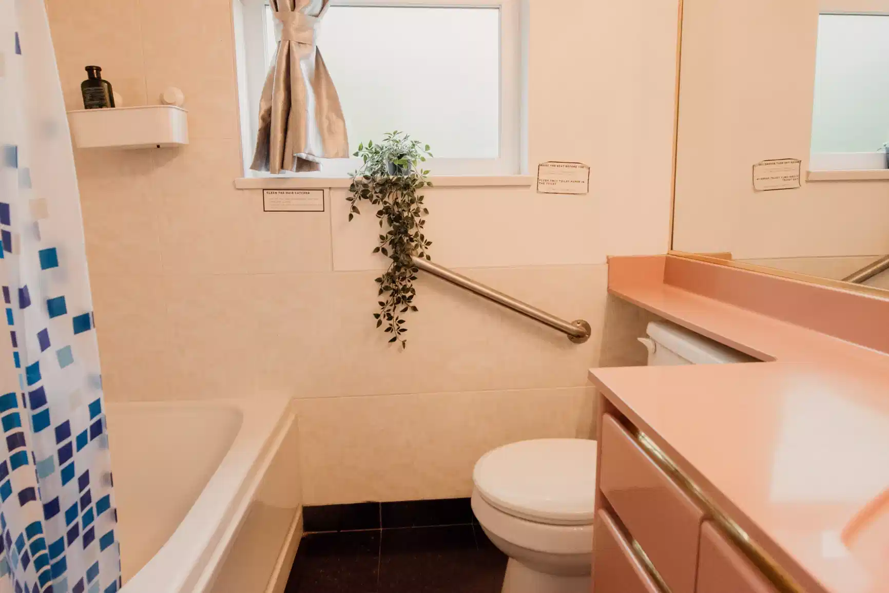 7487 Granville St, Vancouver - 4