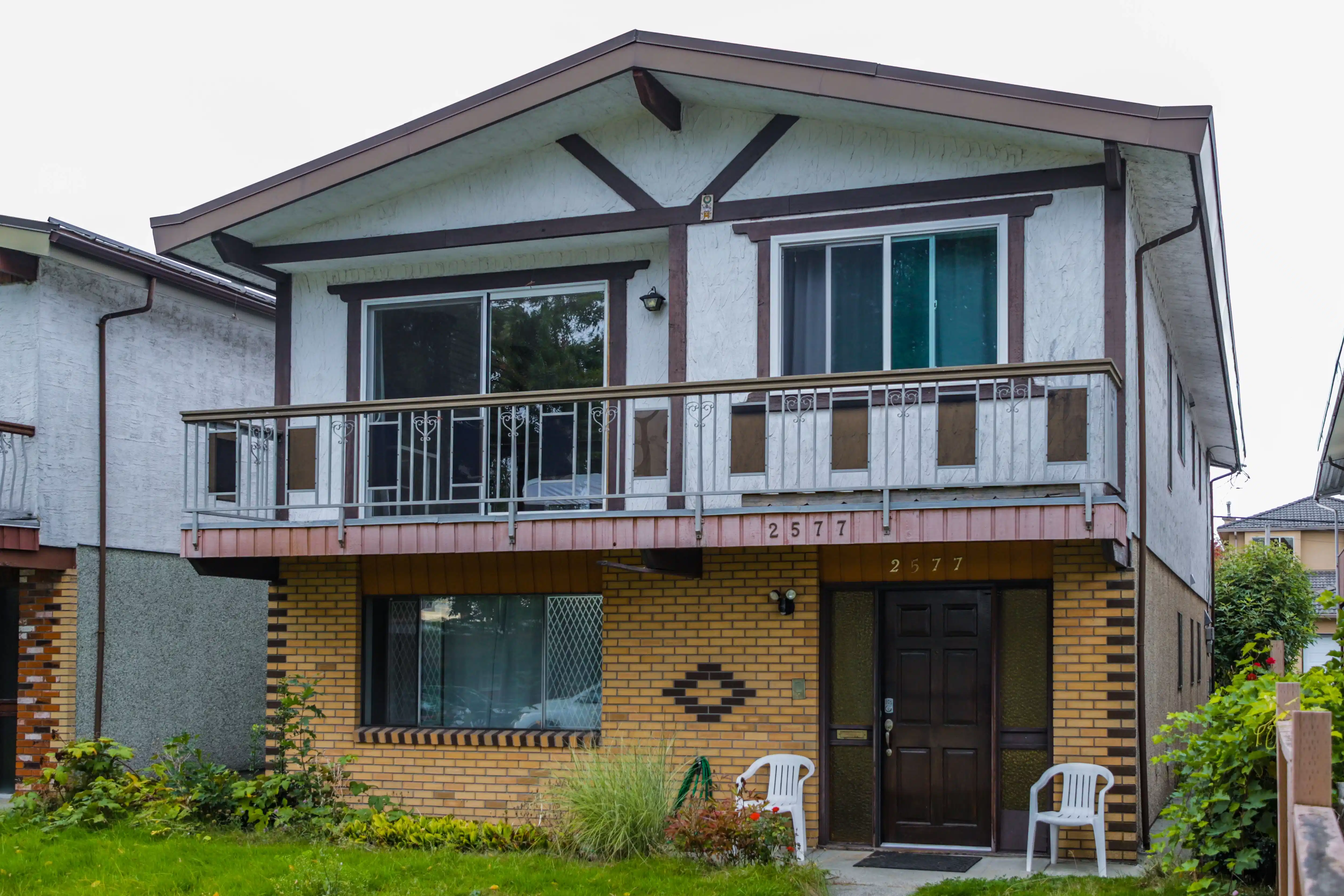 2577 E 43rd Ave, Vancouver - 2