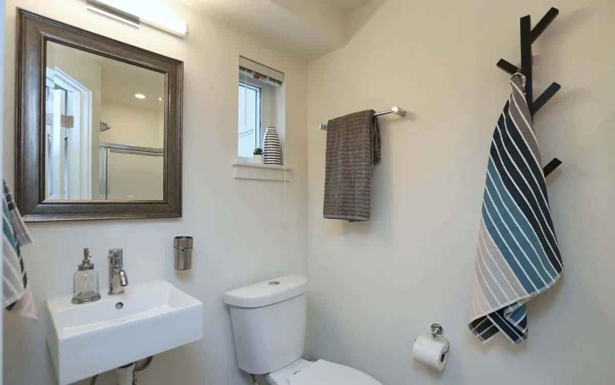 U20 Apartments, Seattle  - 5