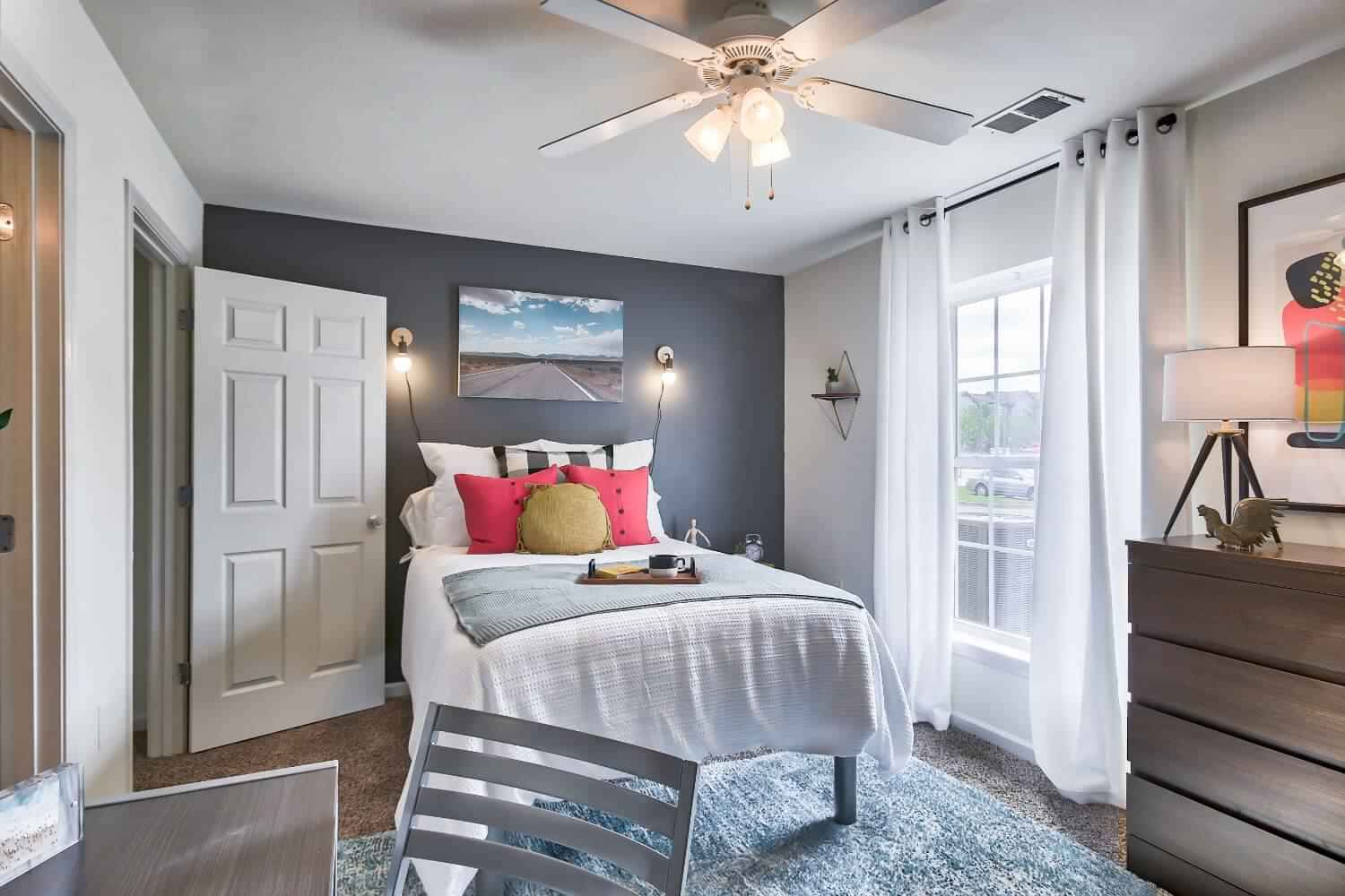 The Roost, Columbia - 1