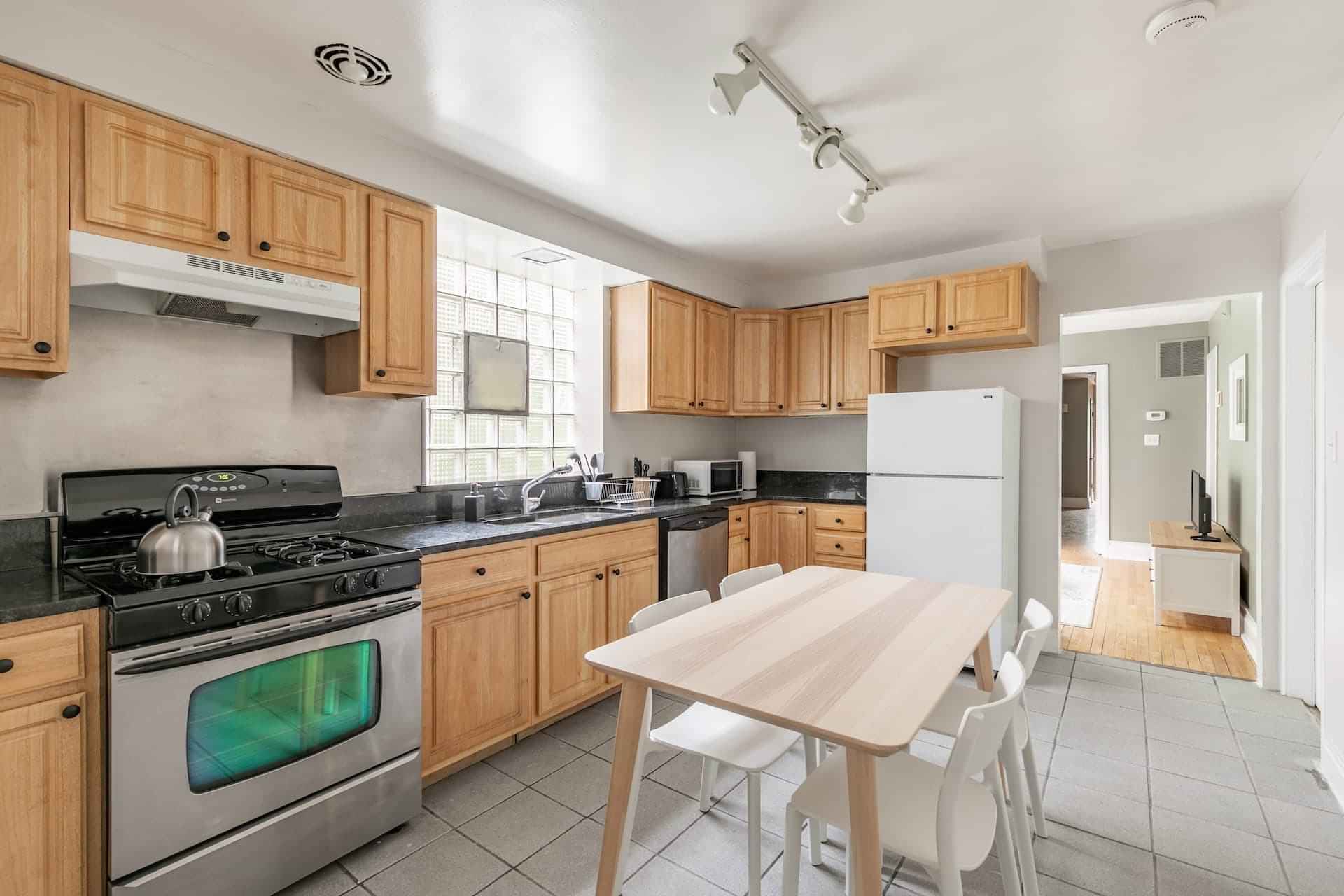 June Homes 60642, Chicago - 2