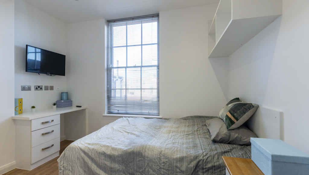 17 De Montfort Street, Leicester - 5