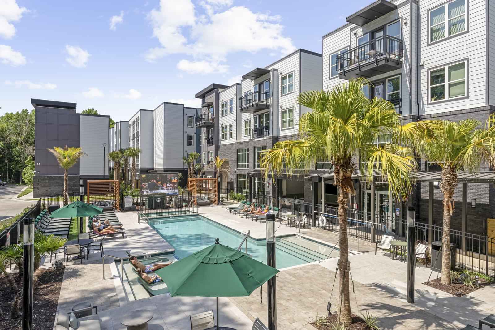 The Metropolitan Gainesville, Gainesville - 2