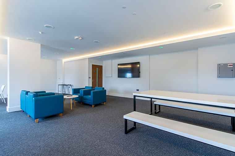 Londonist Seven Sisters, London - 2