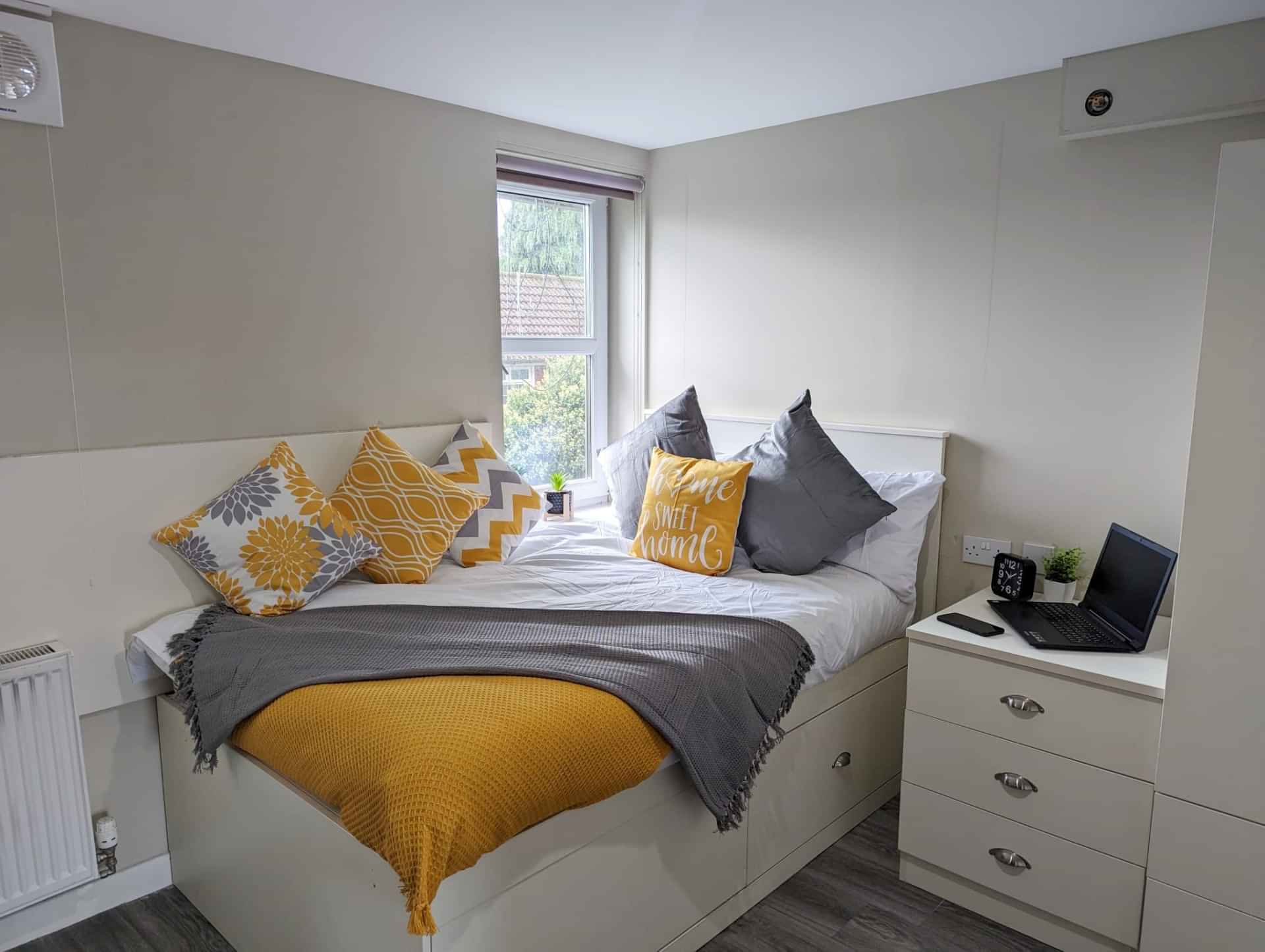 Peterson Hall, Dundee - 1