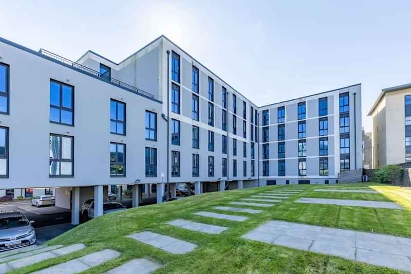 ABeleven, Aberdeen - 2