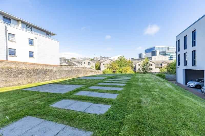 ABeleven, Aberdeen - 5