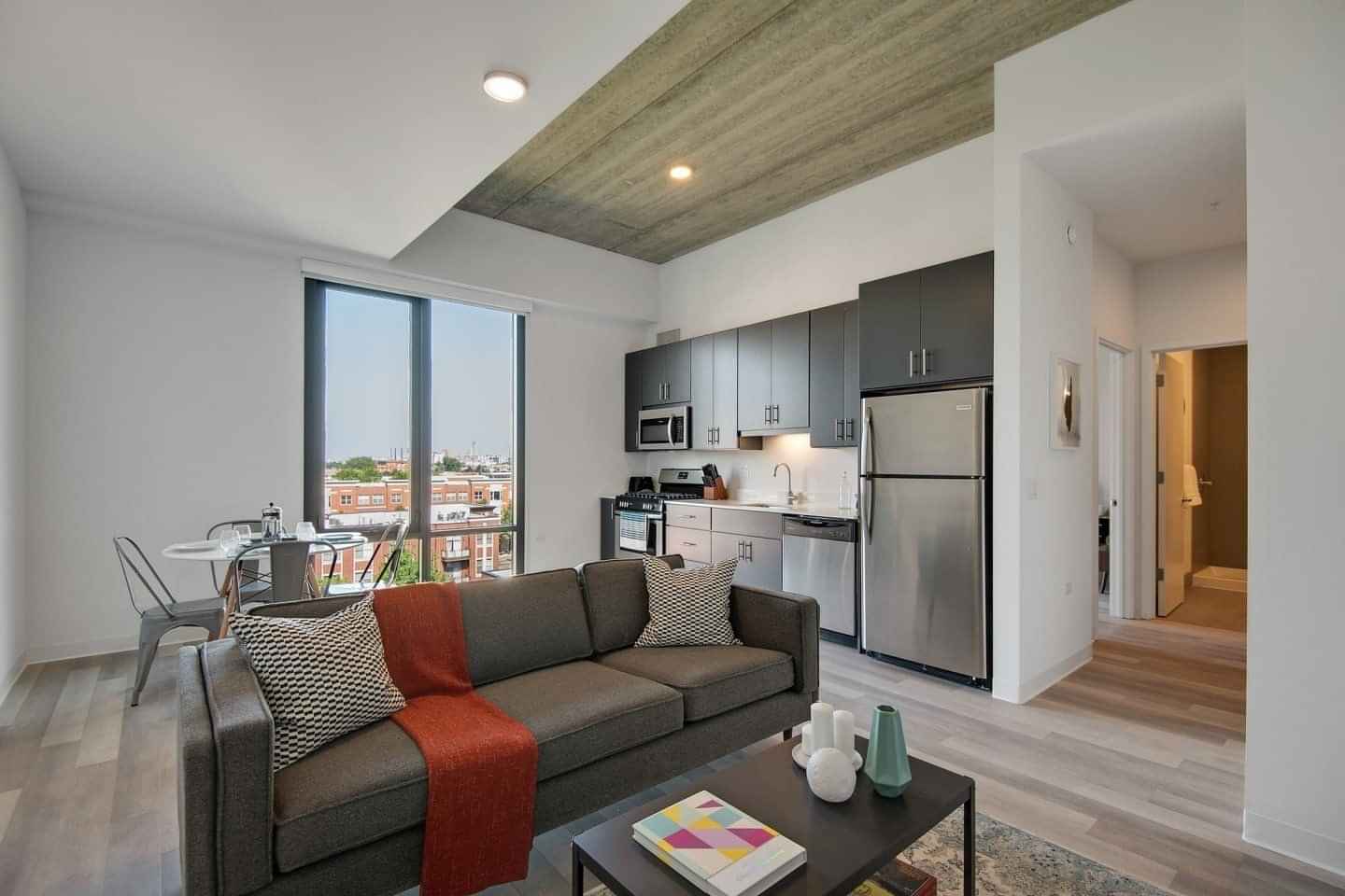 X Chicago, Chicago - 3