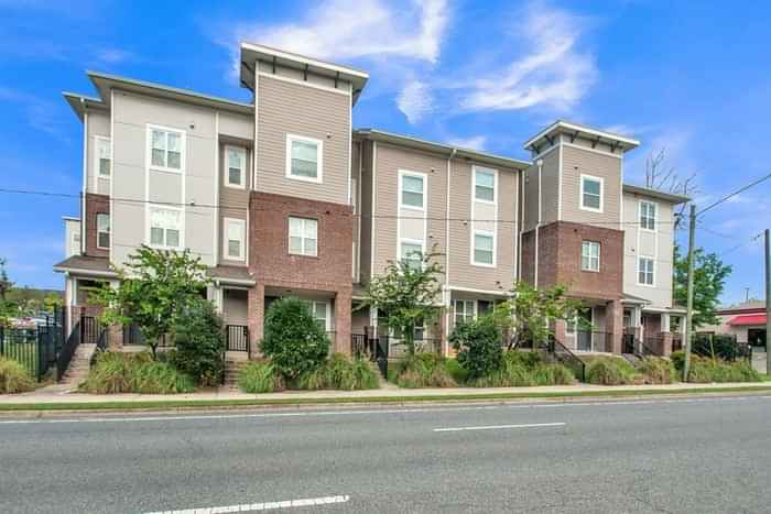 Oktiv, Tallahassee - 3