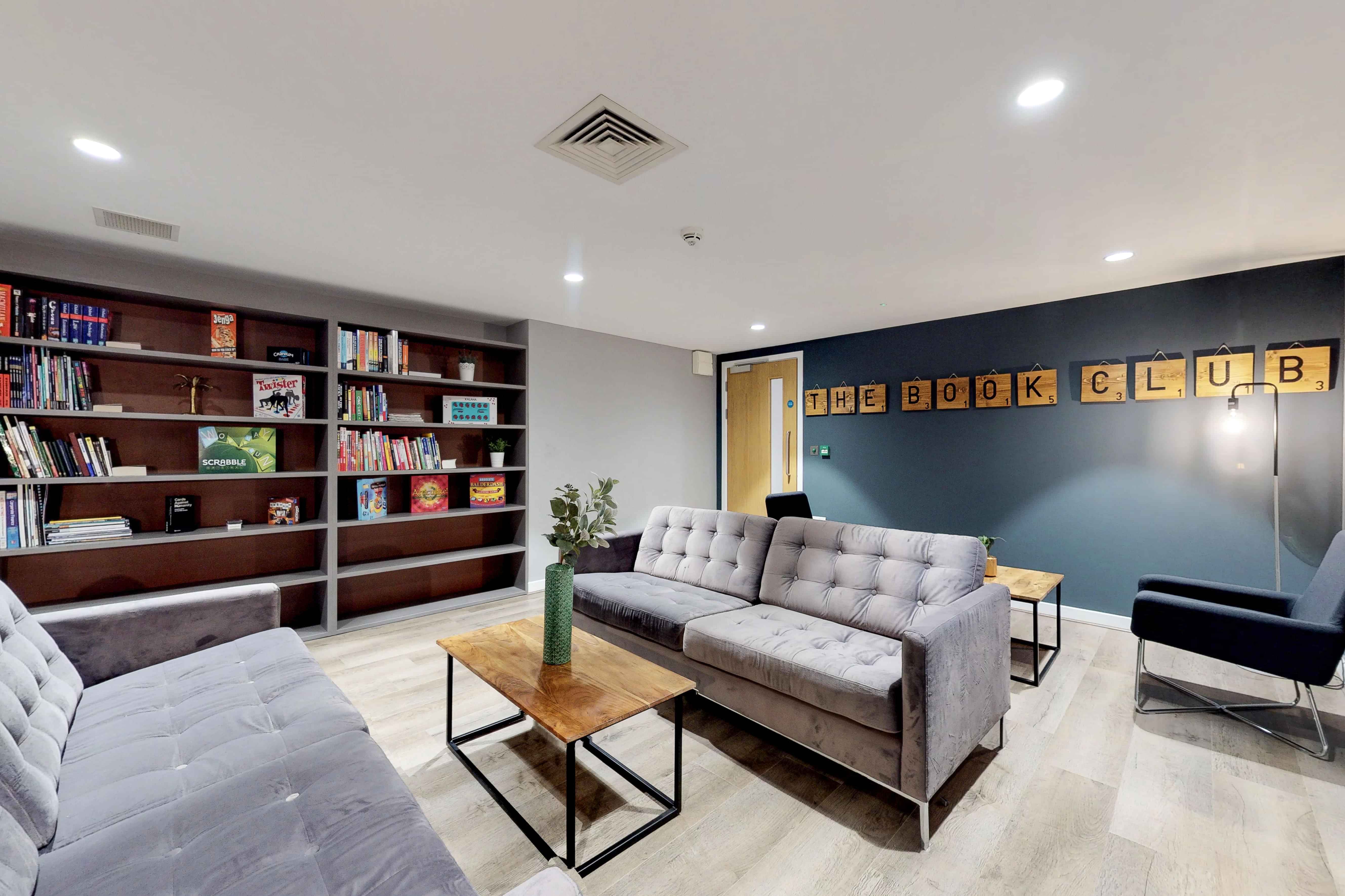 St James, Glasgow - 3