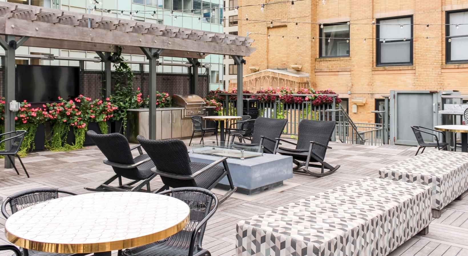 Century Tower, Chicago - 4