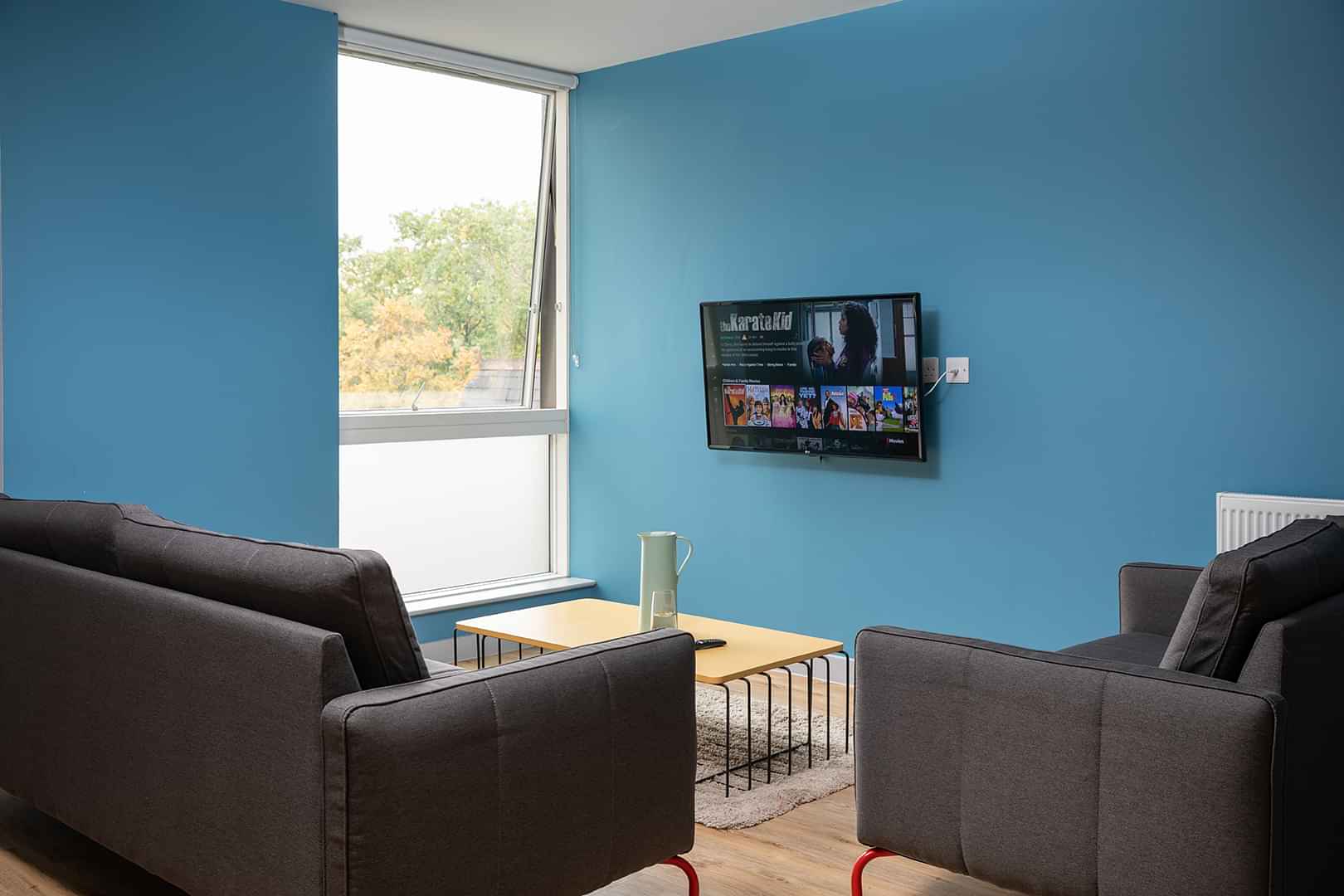 The West Wing, Cardiff - 2