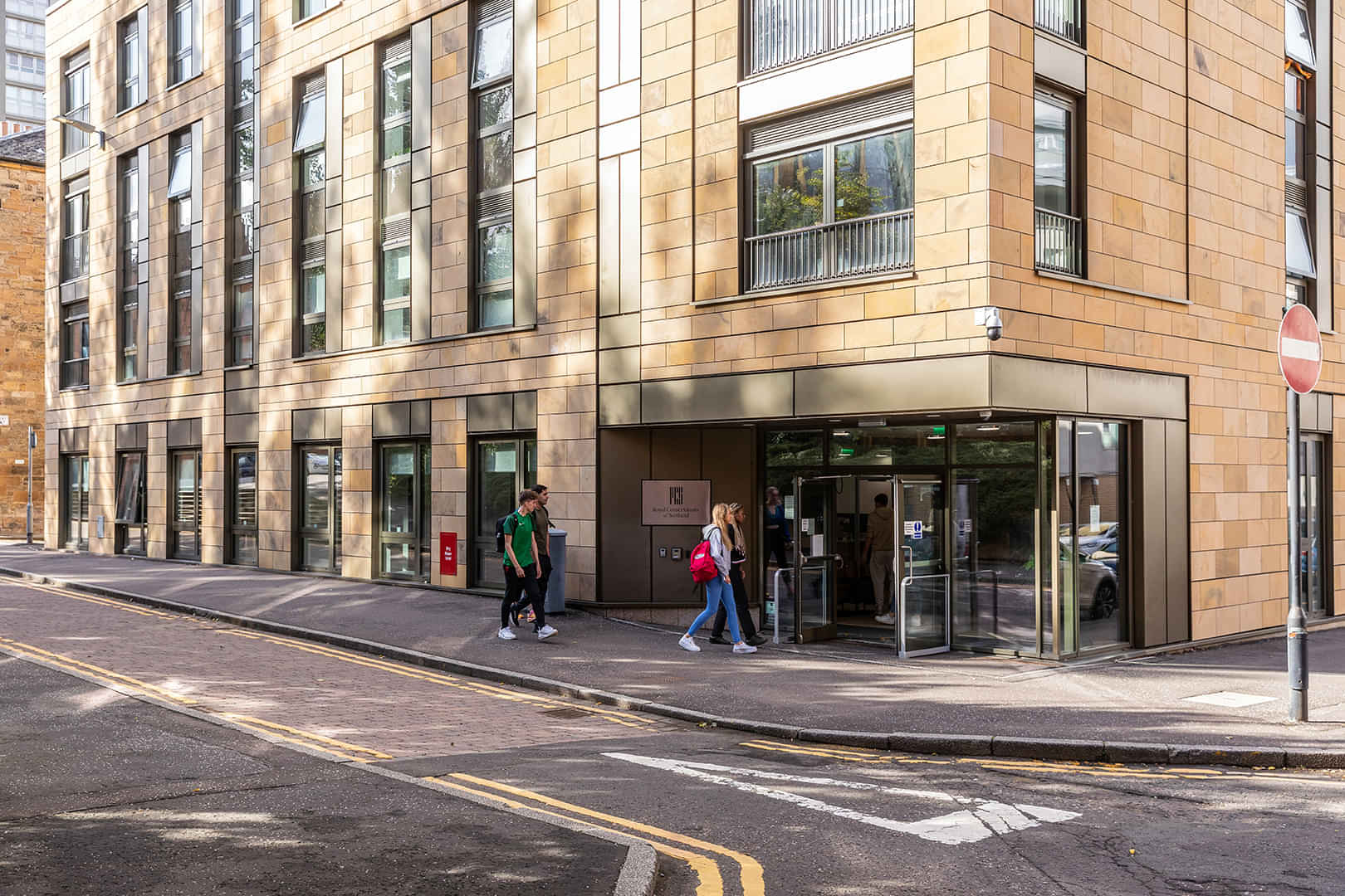 Base Glasgow, Glasgow - 2