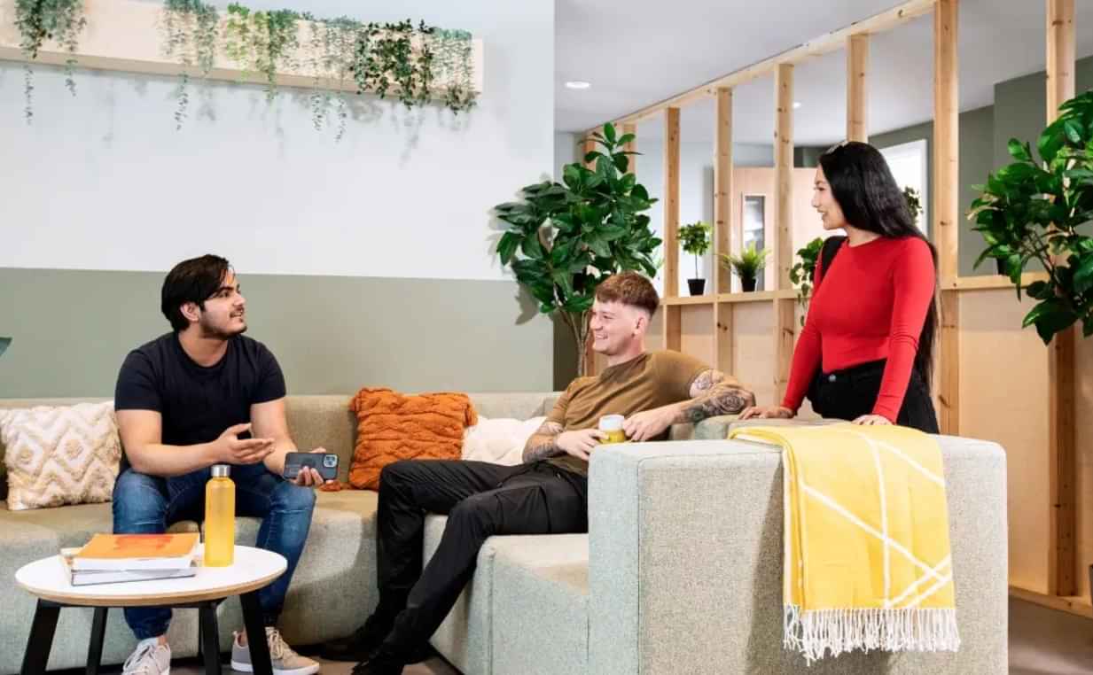 On Campus Piccadilly Court, London - 3