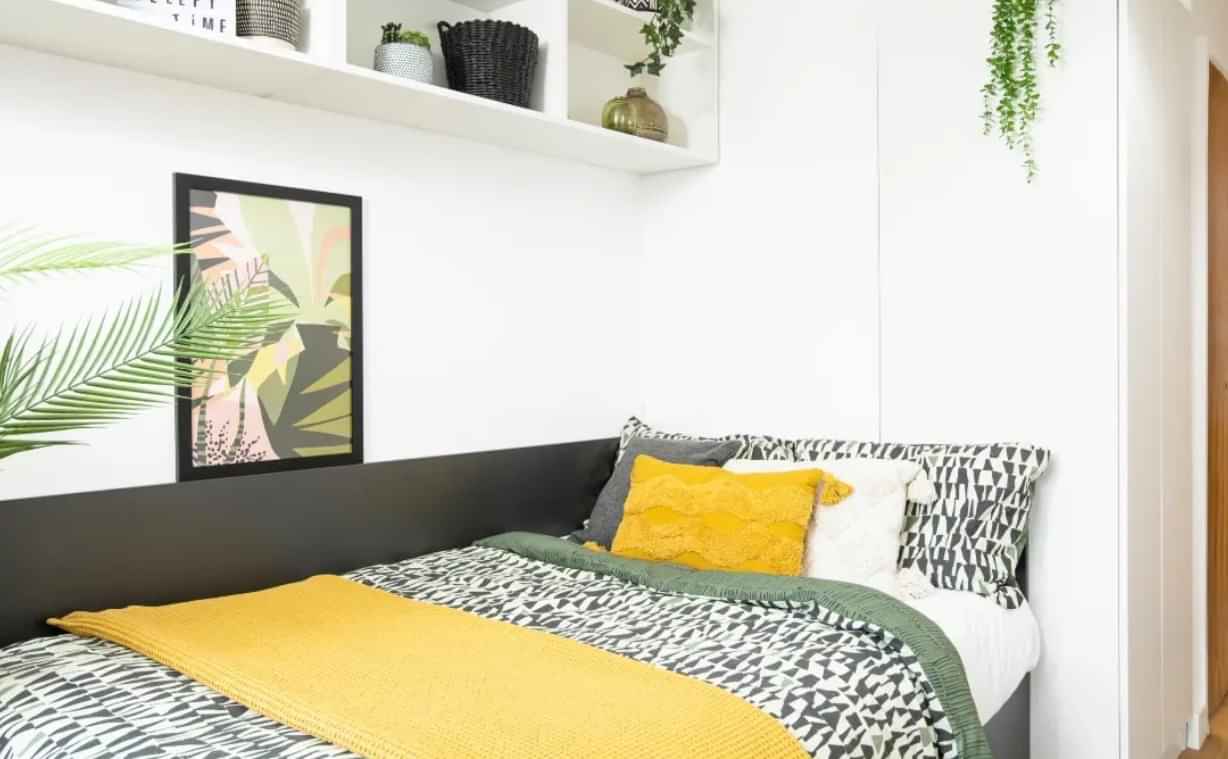 On Campus Piccadilly Court, London - 1