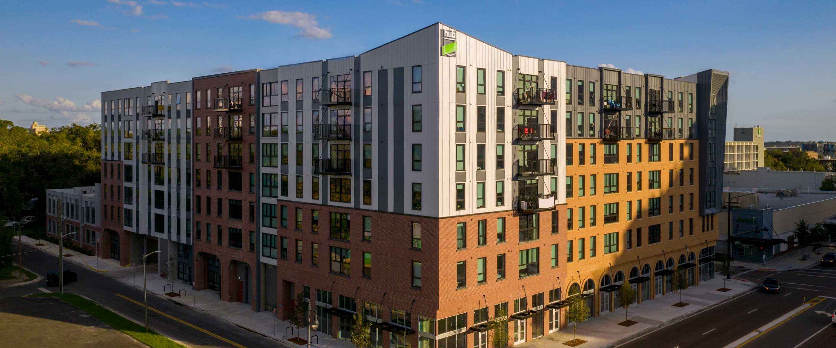 Hub on Campus Gainesville  3rd Ave, Gainesville  - 3