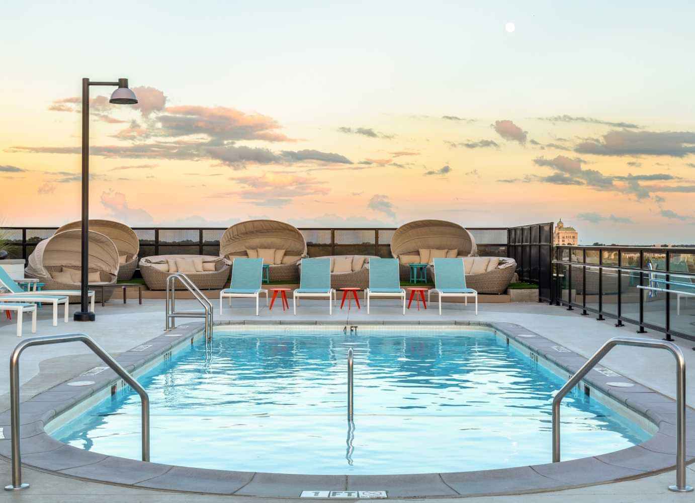 Hub on Campus Gainesville  3rd Ave, Gainesville  - 4