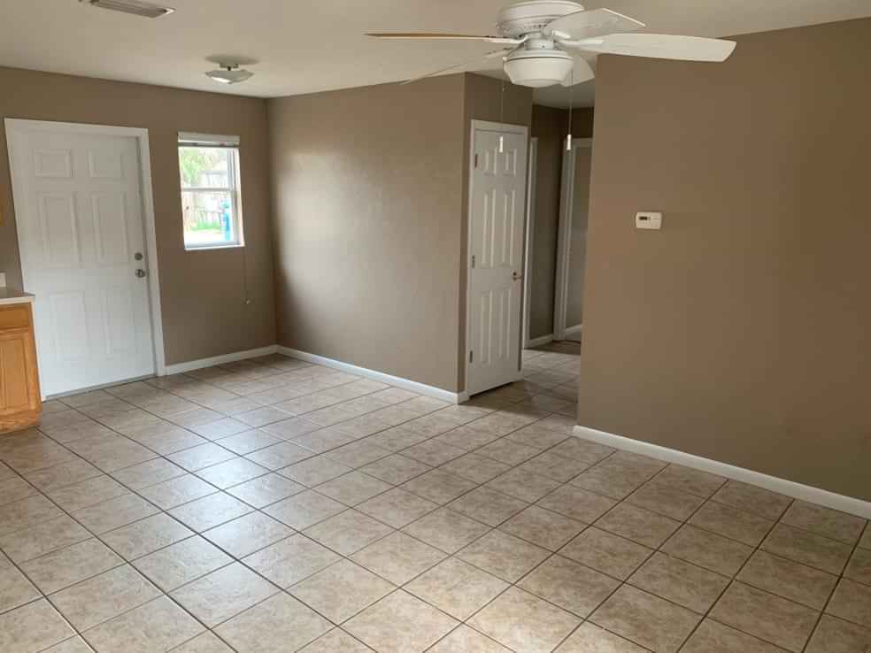 Alligator Alley Apartments, Gainesville - 2