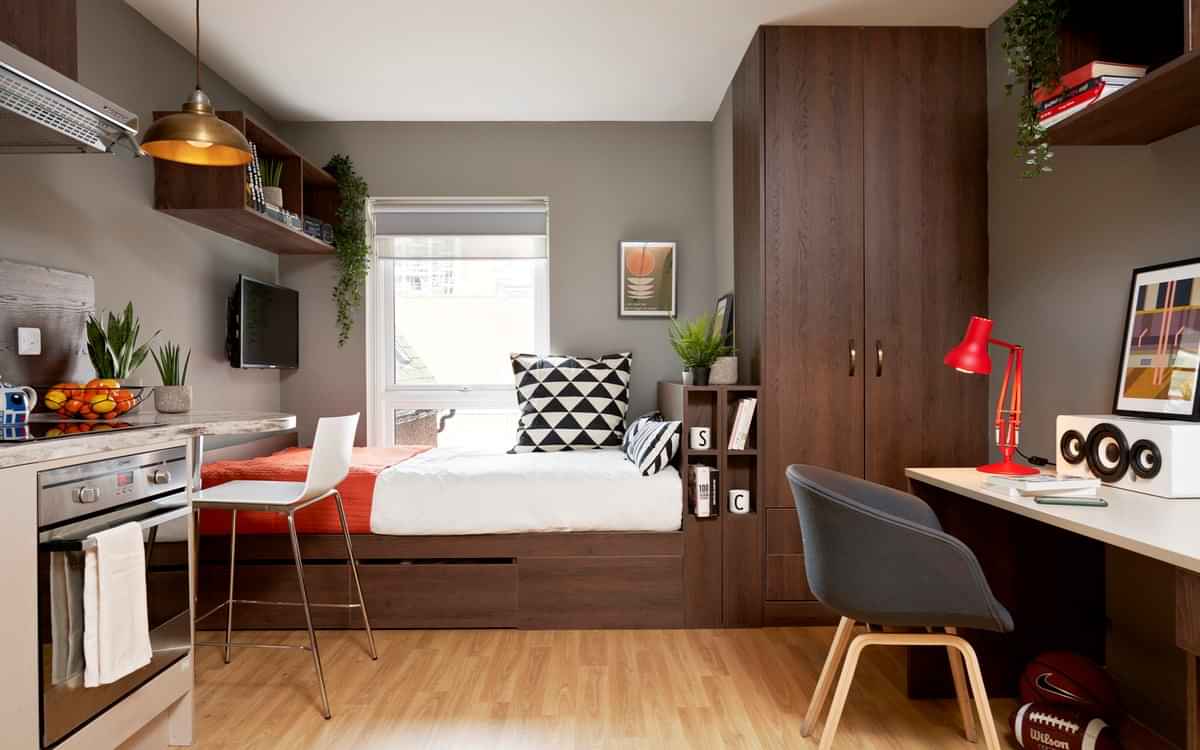 Student Castle Lincoln, Lincoln - 1