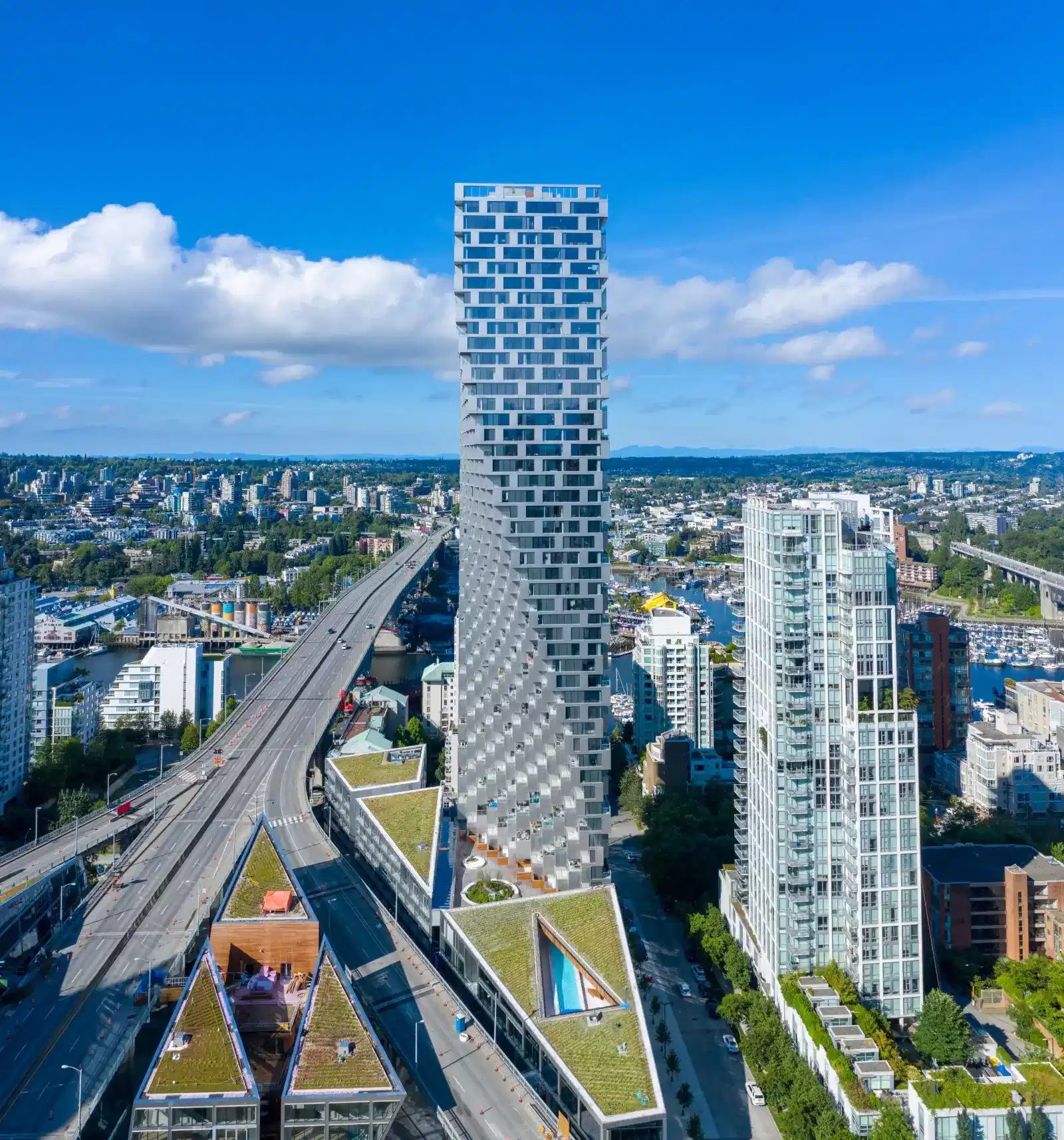 1477 Continental St, Vancouver - 1