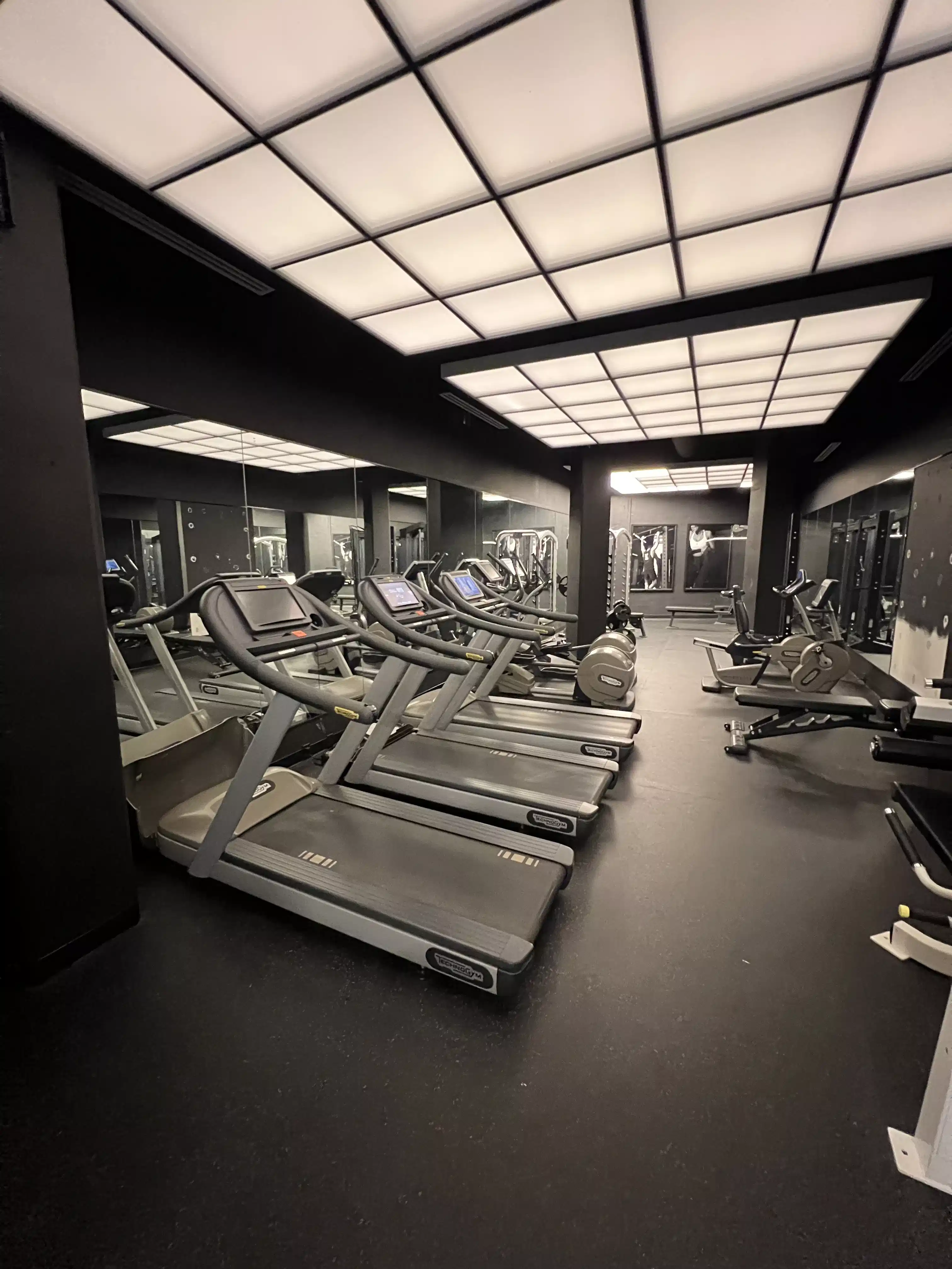 1477 Continental St, Vancouver - 5