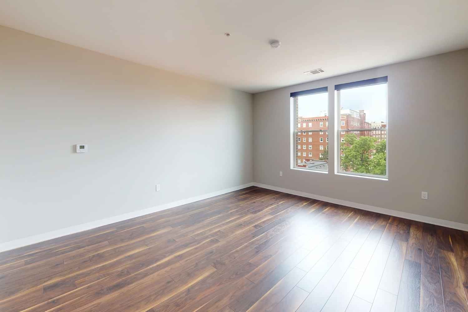 520 East, Kansas  - 1