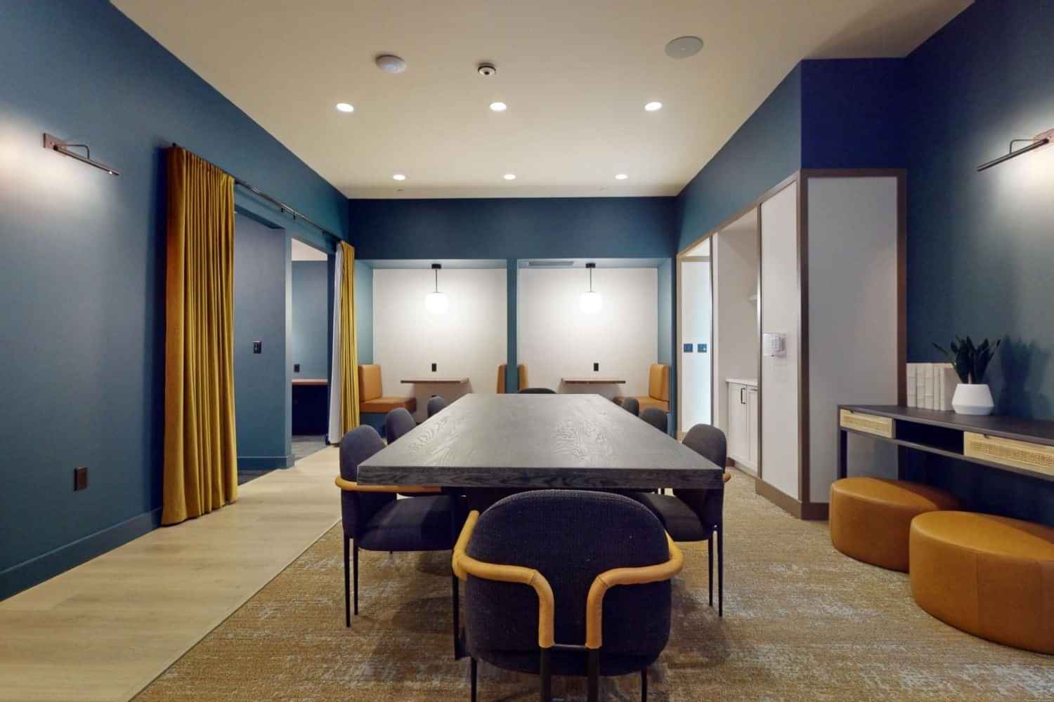 Westover At The Crosswalks, Kansas City - 3