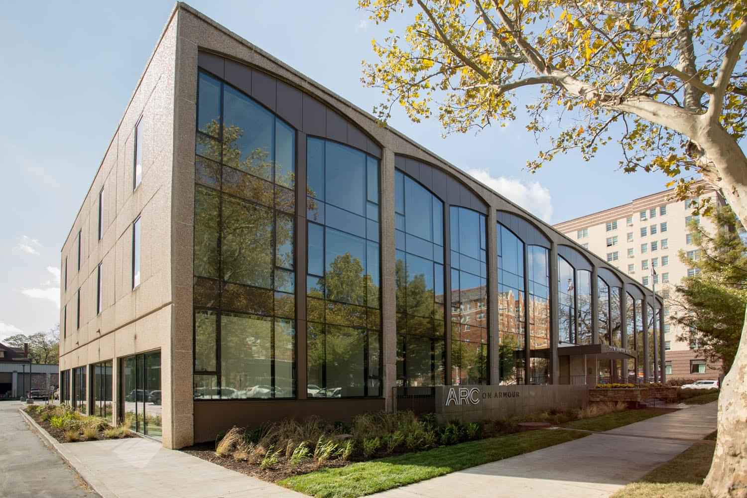 Arc On Armour, Kansas City - 4