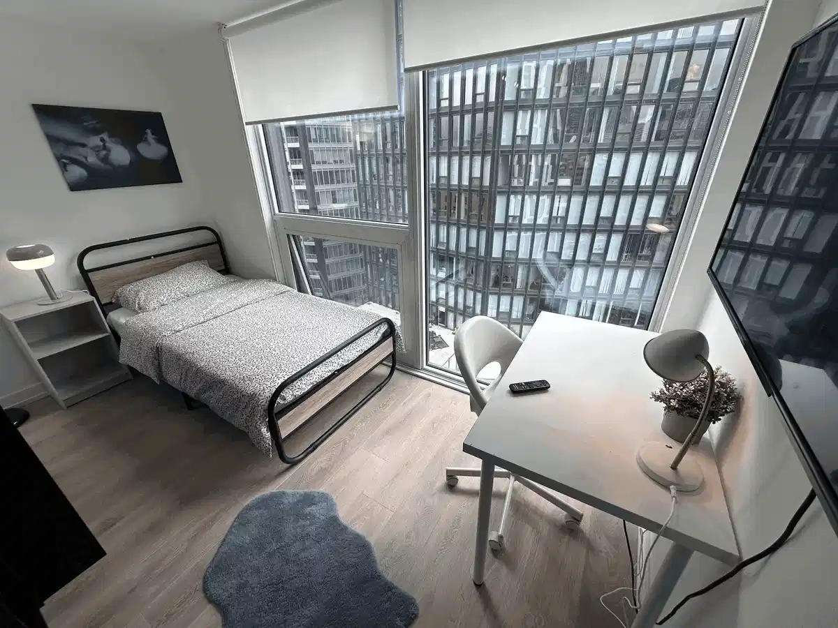 Dalhousie, Toronto - 1