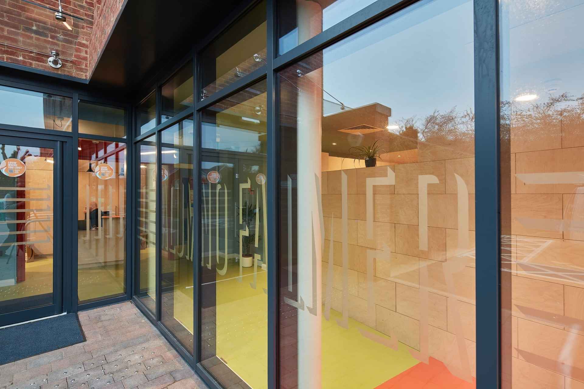 Alumno Falmer, Brighton - 2