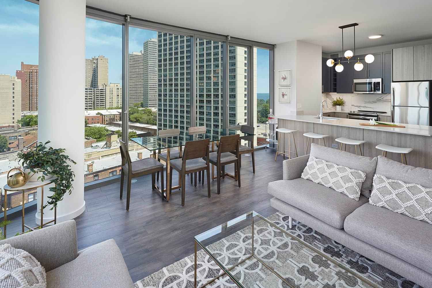 5252 Apartments, Chicago - 2