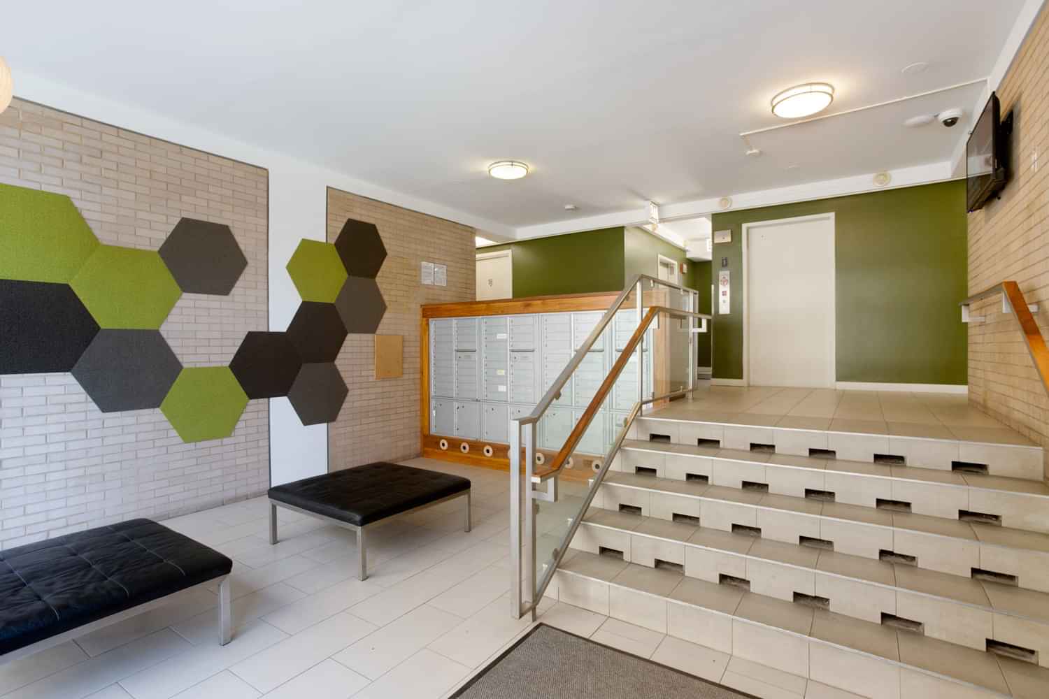 Algonquin Apartments, Chicago - 3