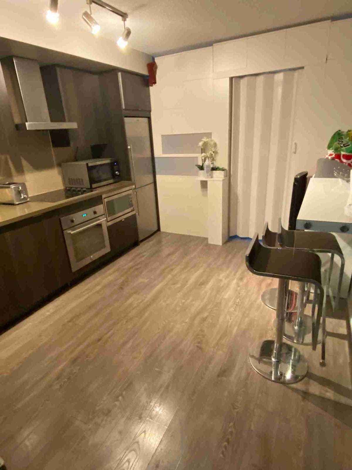 Liwinco M5V 1C1, Toronto - 4