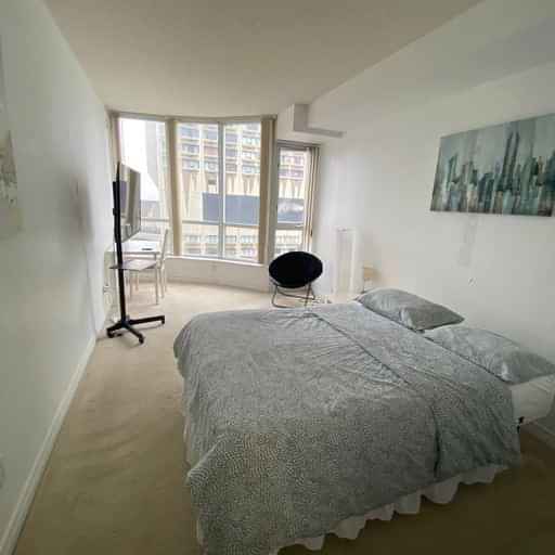 Liwinco Bloor East, Toronto - 1