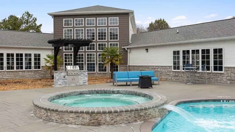 The Hangout, Starkville - 11