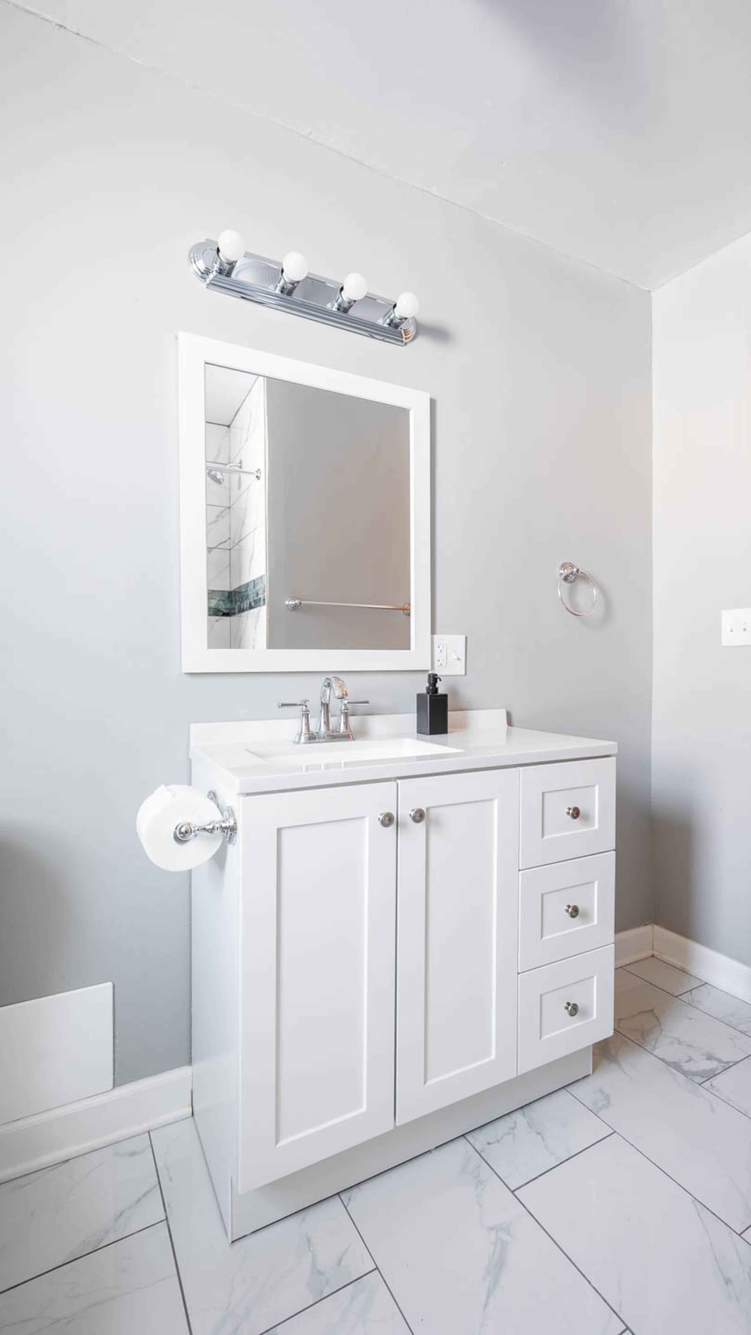 June Homes 60618, Chicago - 2