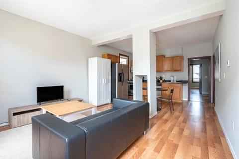 June Homes 60608, Chicago - 5