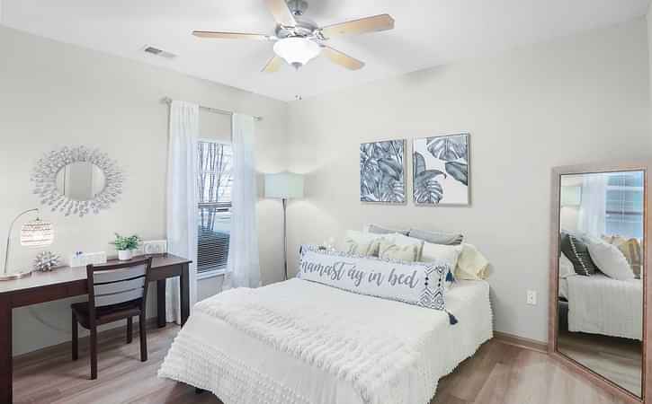 Greene Crossing, Columbia - 1