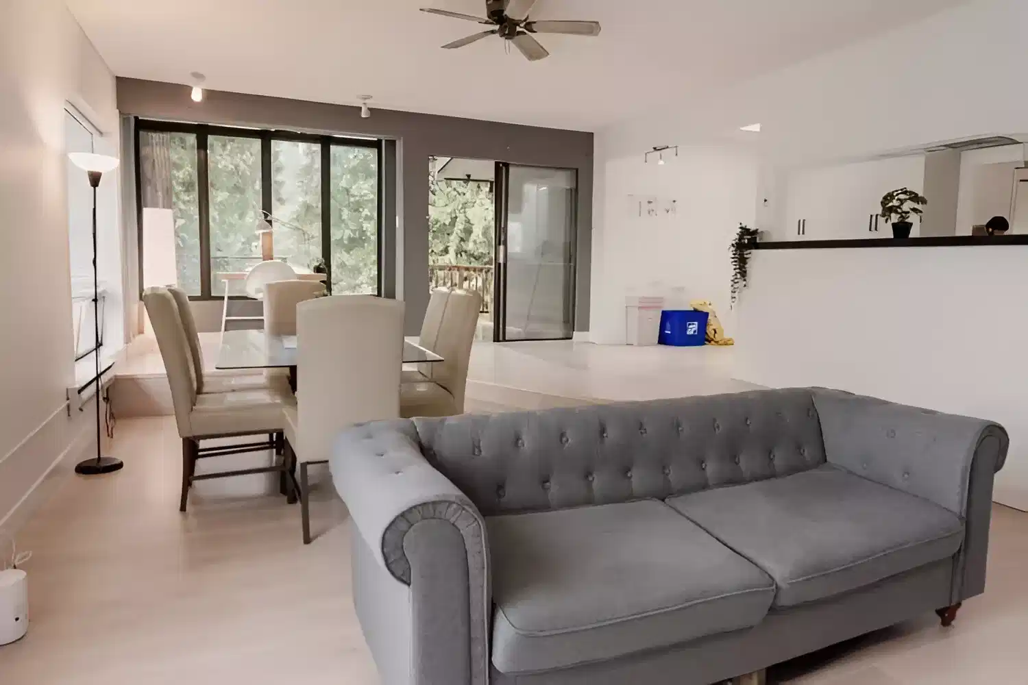 1177 15th St East, Vancouver - 3