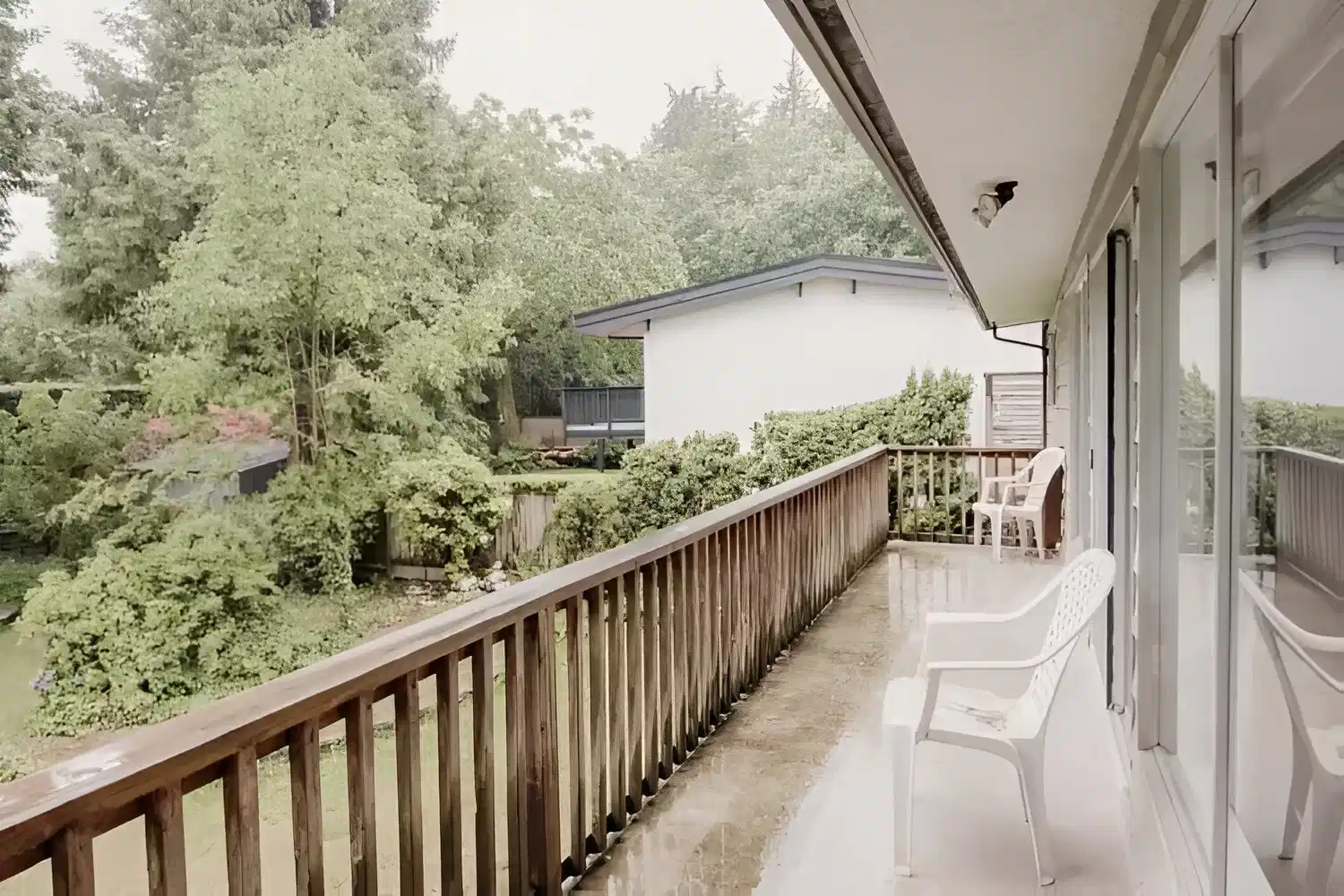 1177 15th St East, Vancouver - 4